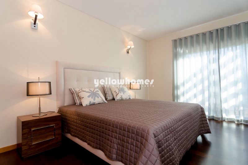 Beautiful golf fronted 3-bedroom townhouse with sea views in Vilamoura